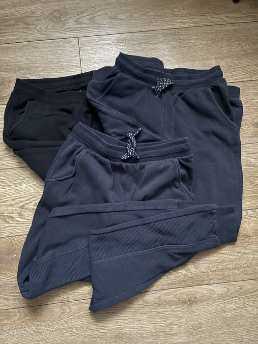 3 pary chlopiecych dresow