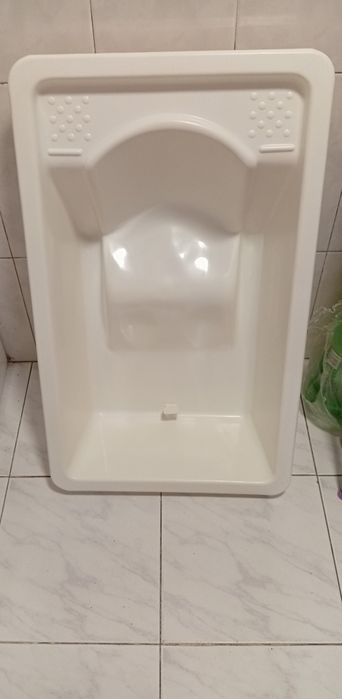 Banheira para bebé em ótimo estado