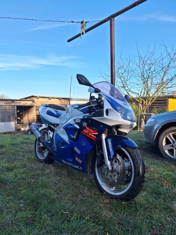 Suzuki Gsxr 600 srad  oplacony.