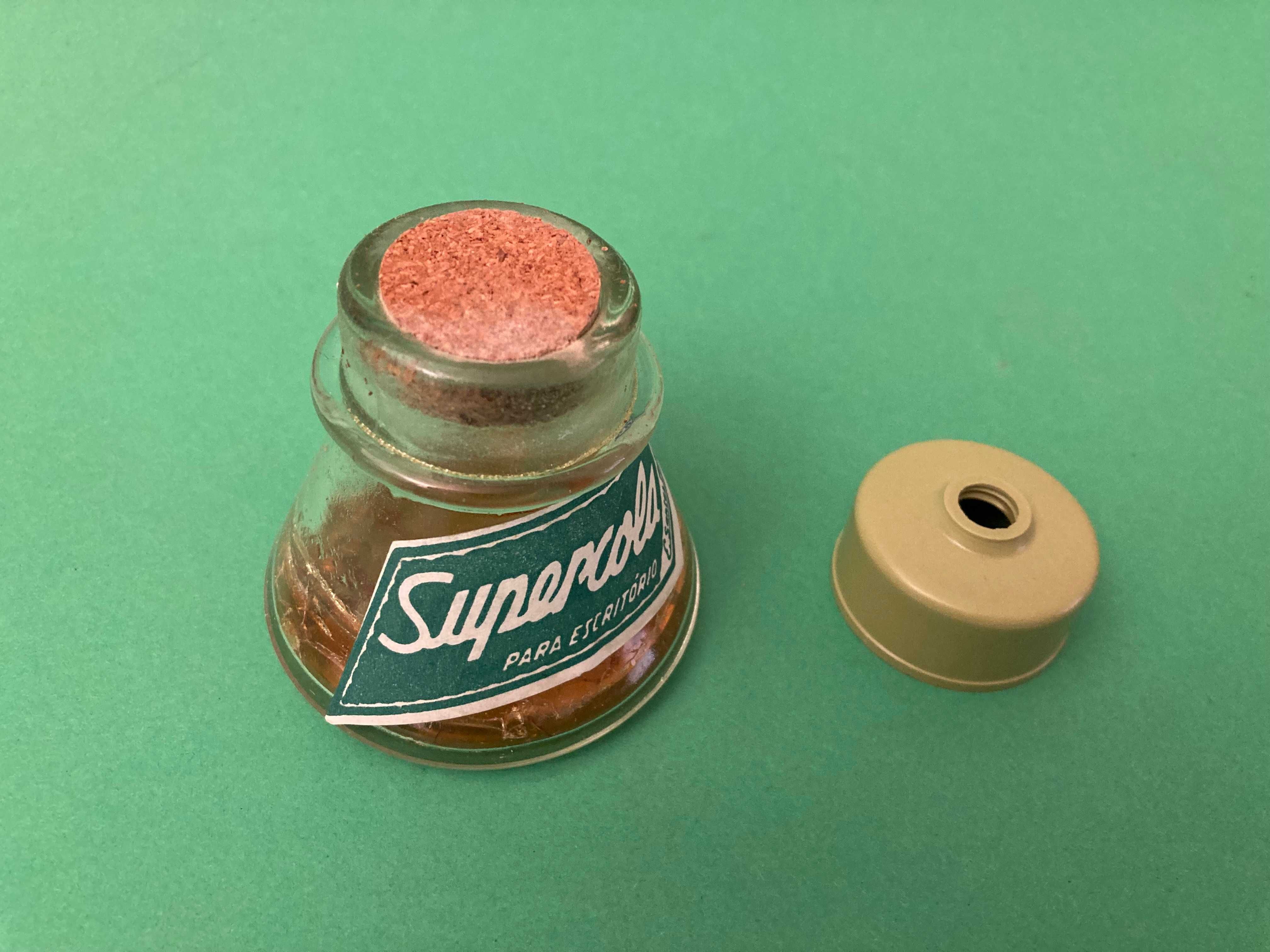 Frasco em Vidro de Cola Supercola Anos 60/70 tamanho pequeno