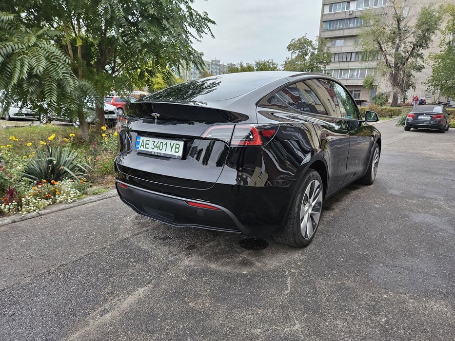 Продам Tesla model Y Dual motor