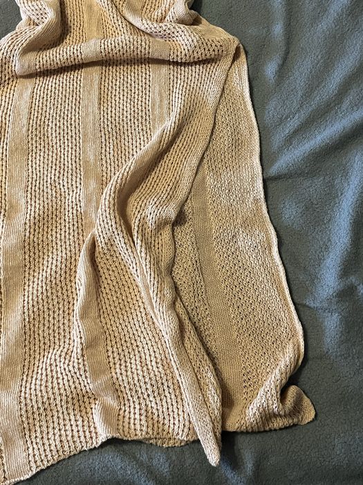 Пляжне вʼязане плаття бренду Boohoo