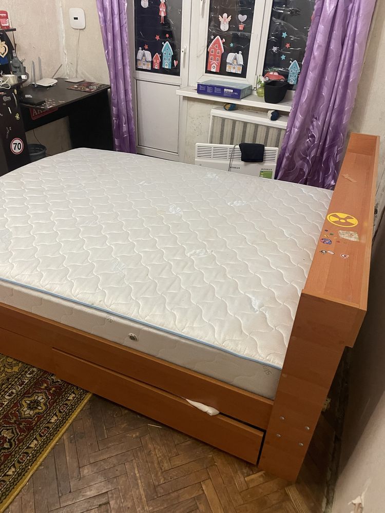Кровать двухспальна 210/200