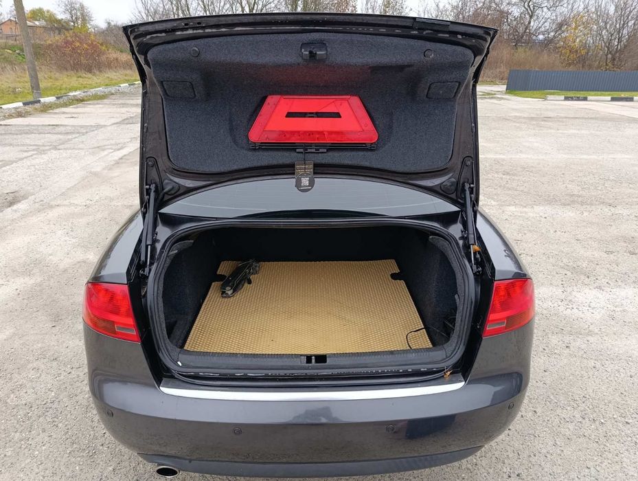 Продам Ауді А4 Б7