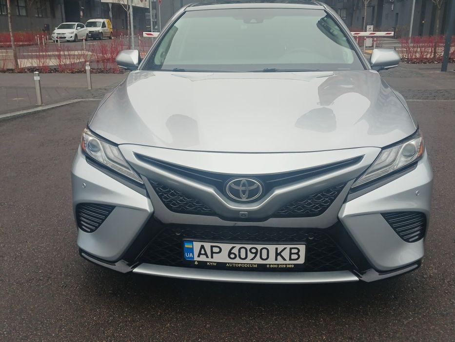 Тоета Камри 2018 3.5