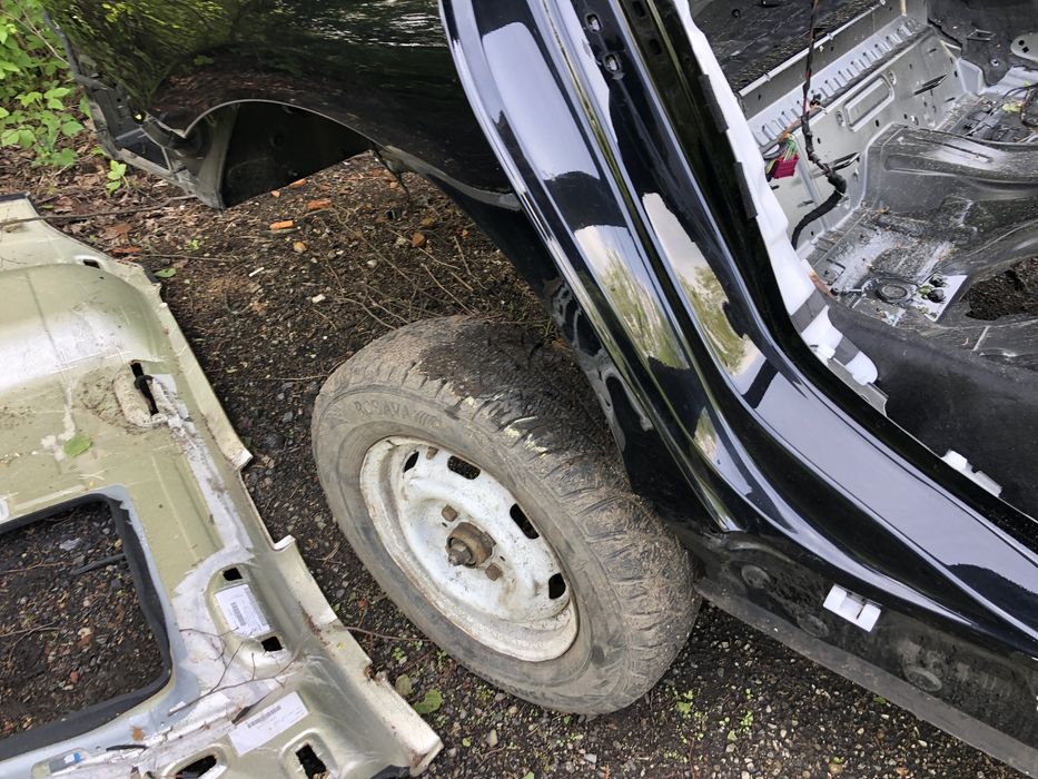 Чверть задня права BMW 3 G20 колір 668 2019-