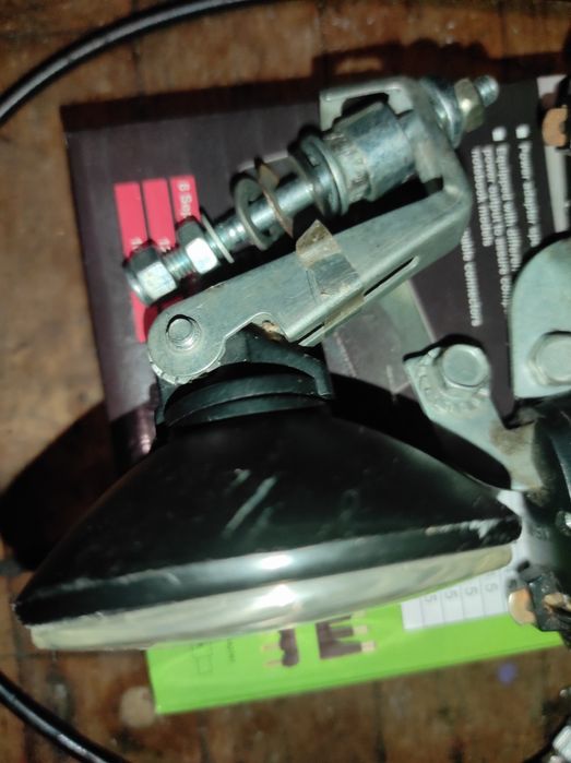 Тормозные колодки передние и задние, фара, и динамо машины для велосип