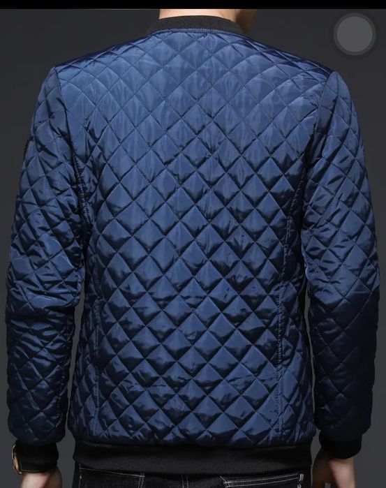 Продам   мужскую куртку весна осень 50 размер