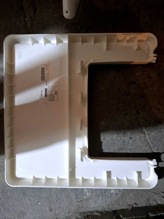 Krzeselko do karmienia i podnóżek Ikea Antilop