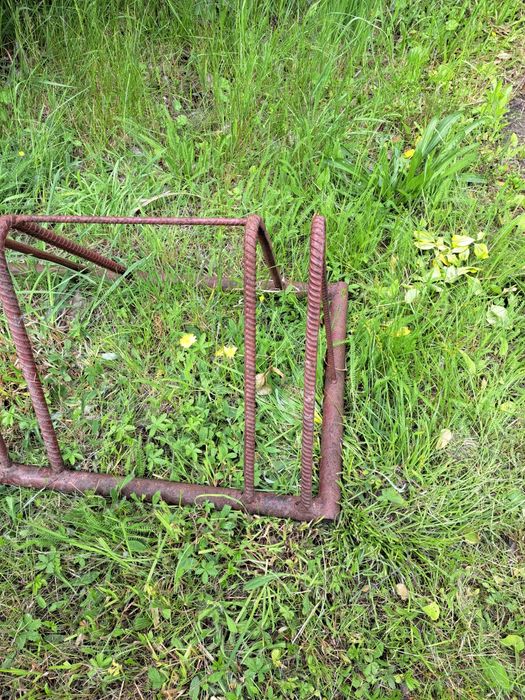 Stojak na rowery - stary z pretów za przysłowiową czekolade/flaszke
