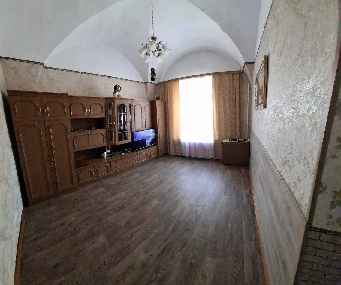 1к квартира, цегла, Ближнє Замостя, ремонт