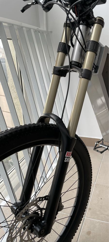 Amortyzator Rock Shox Boxxer World Cup / widelec fox dh fr full