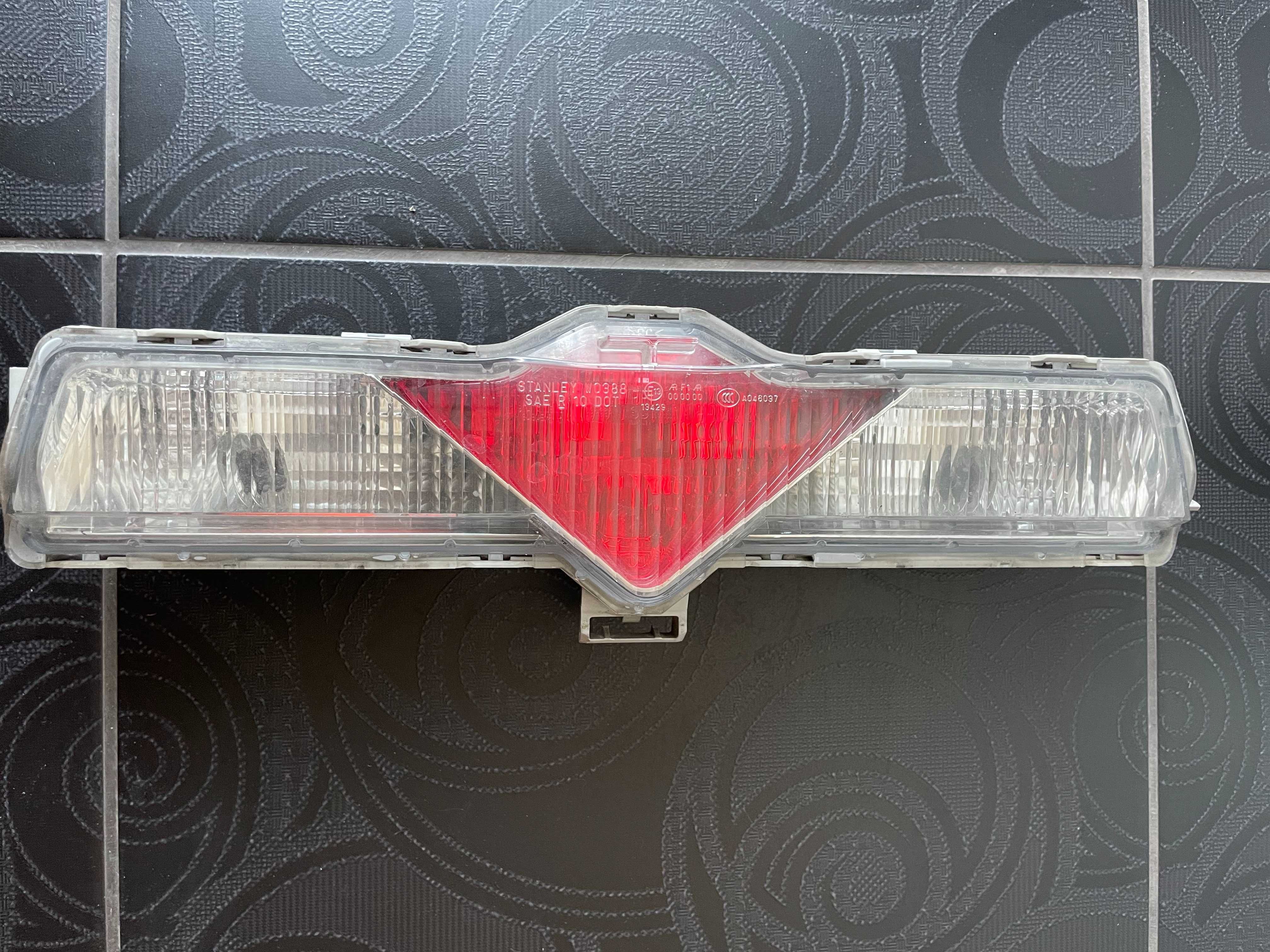 Центральный фонарь Toyota GT86/Subaru BRZ/Scion FR-S (12-20год)