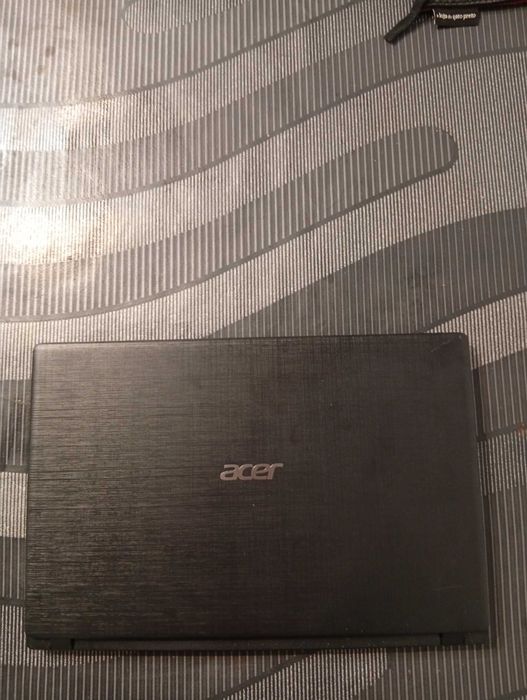 Computador portátil acer