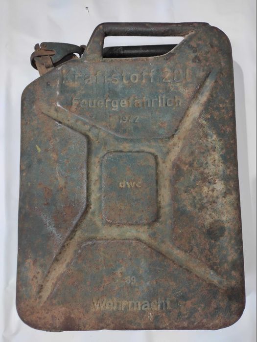 Канистра немецкая wehrmacht kraftstoff 1942 г.в 20л