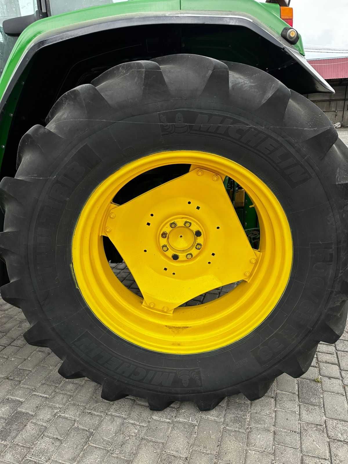 Трактор John Deere 6600-1995 рік