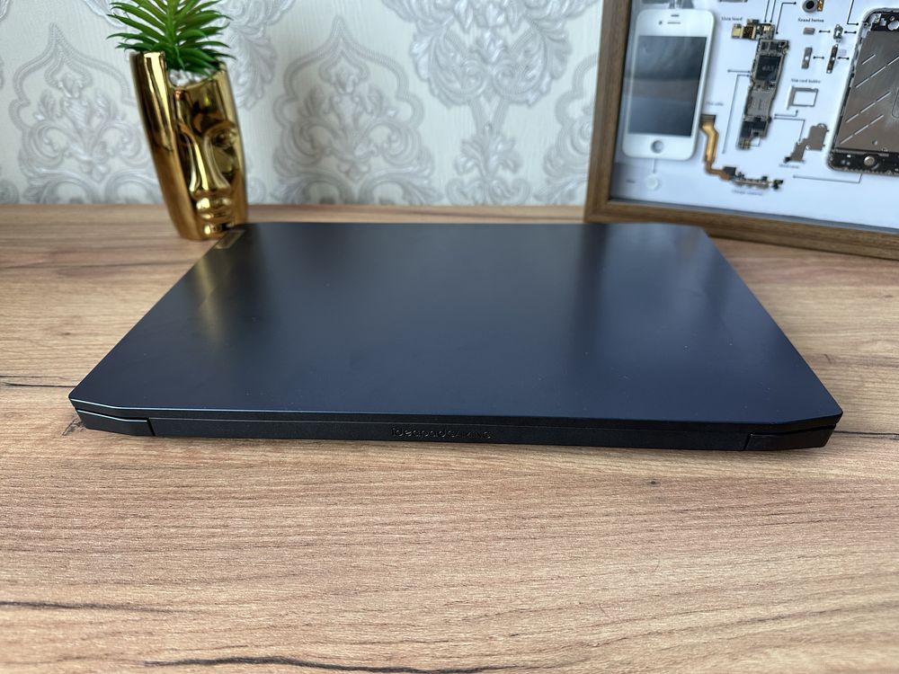Lenovo Gaming 3/15,6" IPS/Ryzen 5/16GB/GTX 1650 Ti/128GB SSD/1 TB HDD