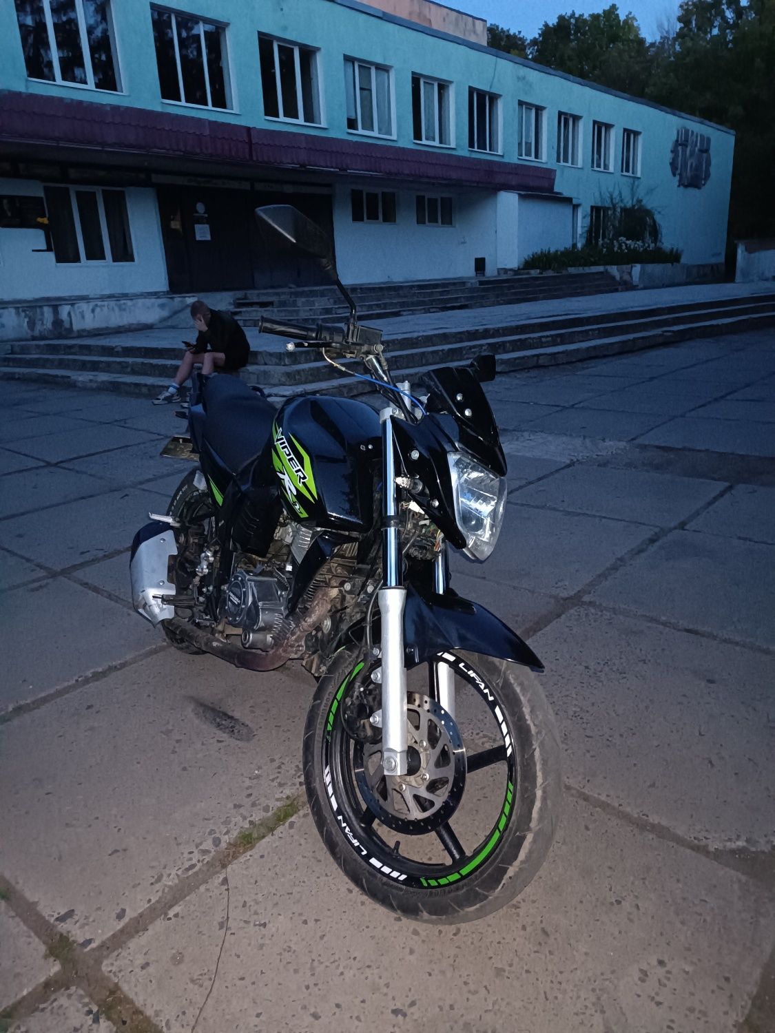 Продам мото Viper R2