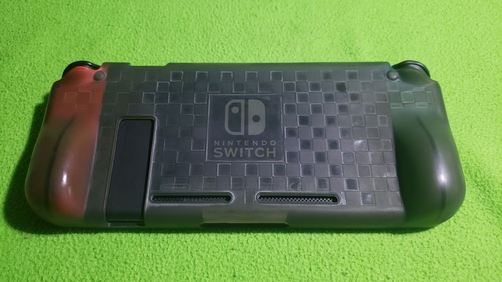 NINTENDO SWITCH rev2 + 4 топ ігри у ідеальному стані !!!