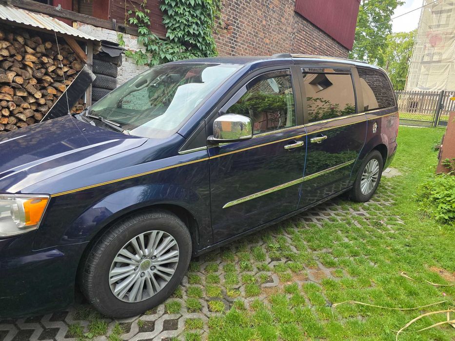 Chrysler Town & Country V6 3.6 Limited