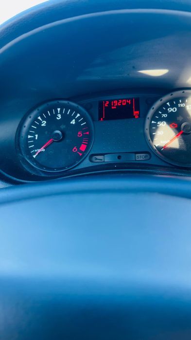 Renault Clio 2 Lugares Comercial -