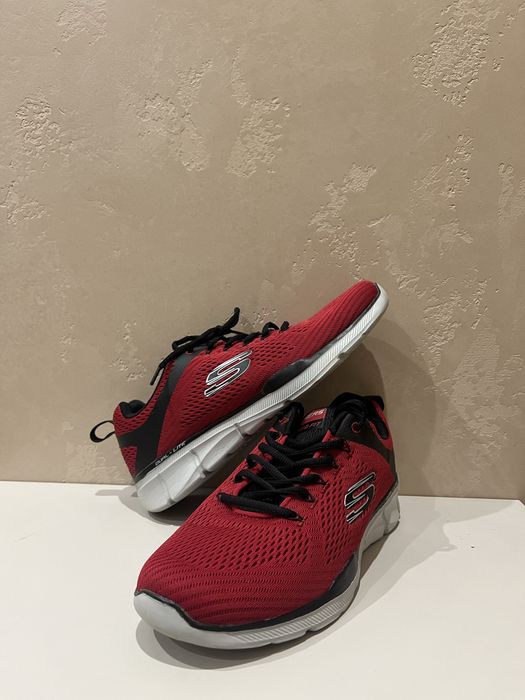 Кросівки skechers equalizer