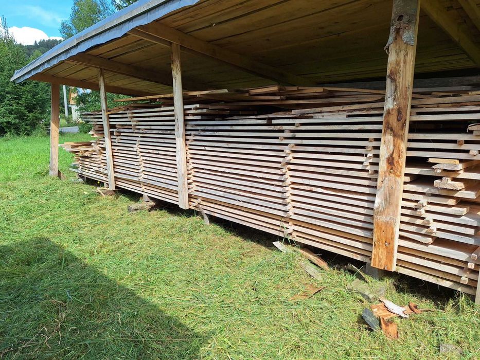 Drewno budowlane-konstrukcyjne suche - Jodła-krokwie, kantówki, deski