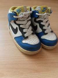 Tennis bota Nike 21,5