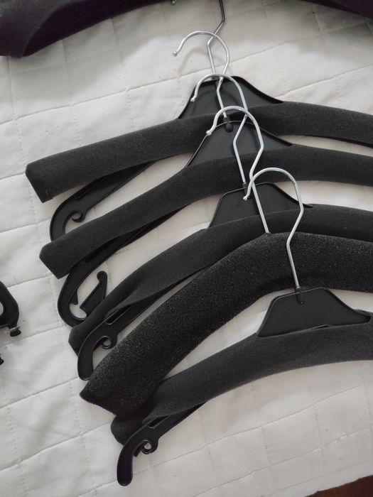 Plastikowe Wieszaki zestaw 30 szt. Czarne przezroczysty organizacja