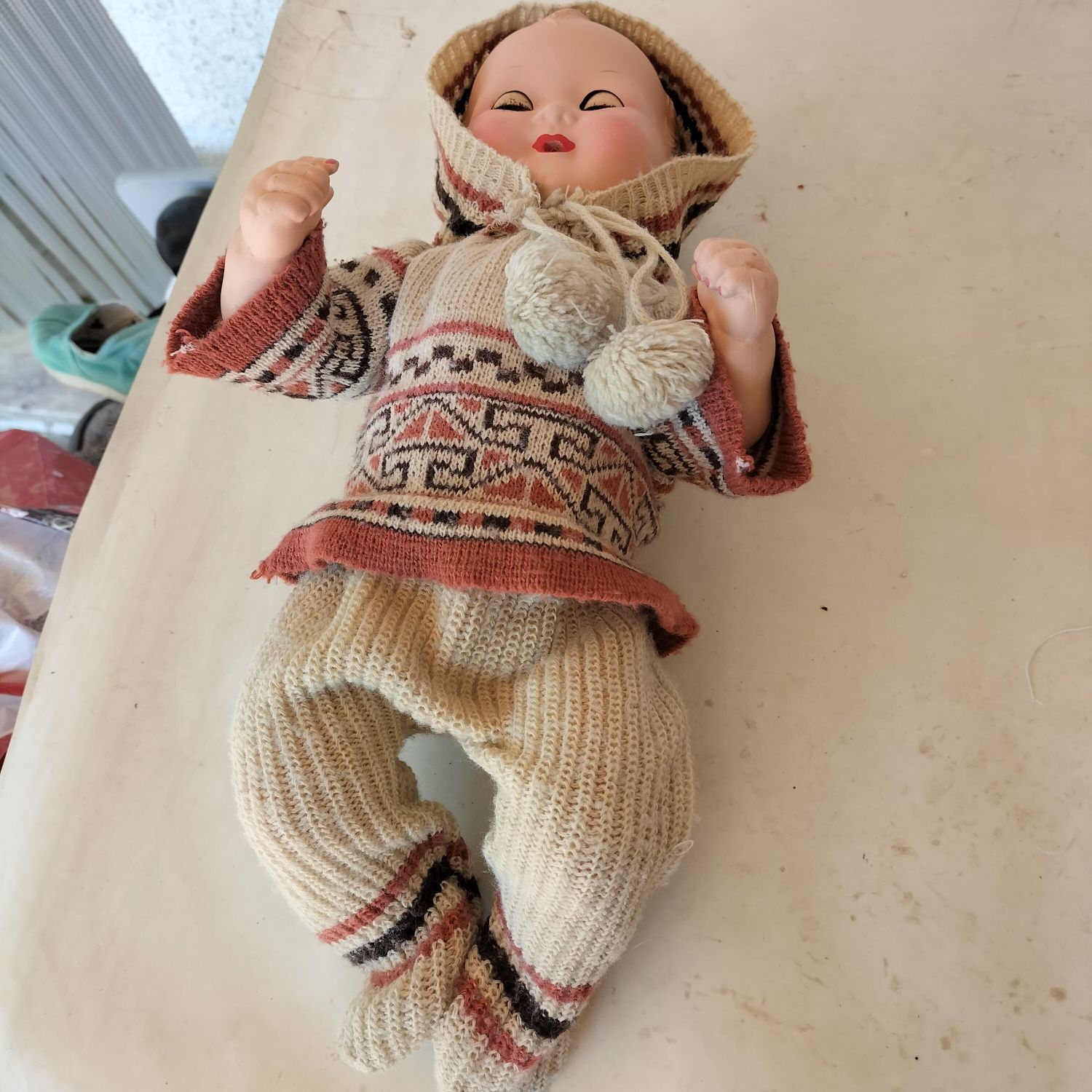 Boneca antiga anos 50 com patente