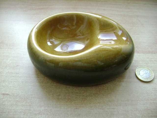 Starocie z PRL - Popielniczka ceramiczna Mirostowice Projekt Autorski