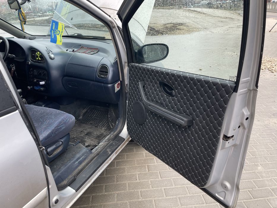Sharan Volkswagen дизель 1.9