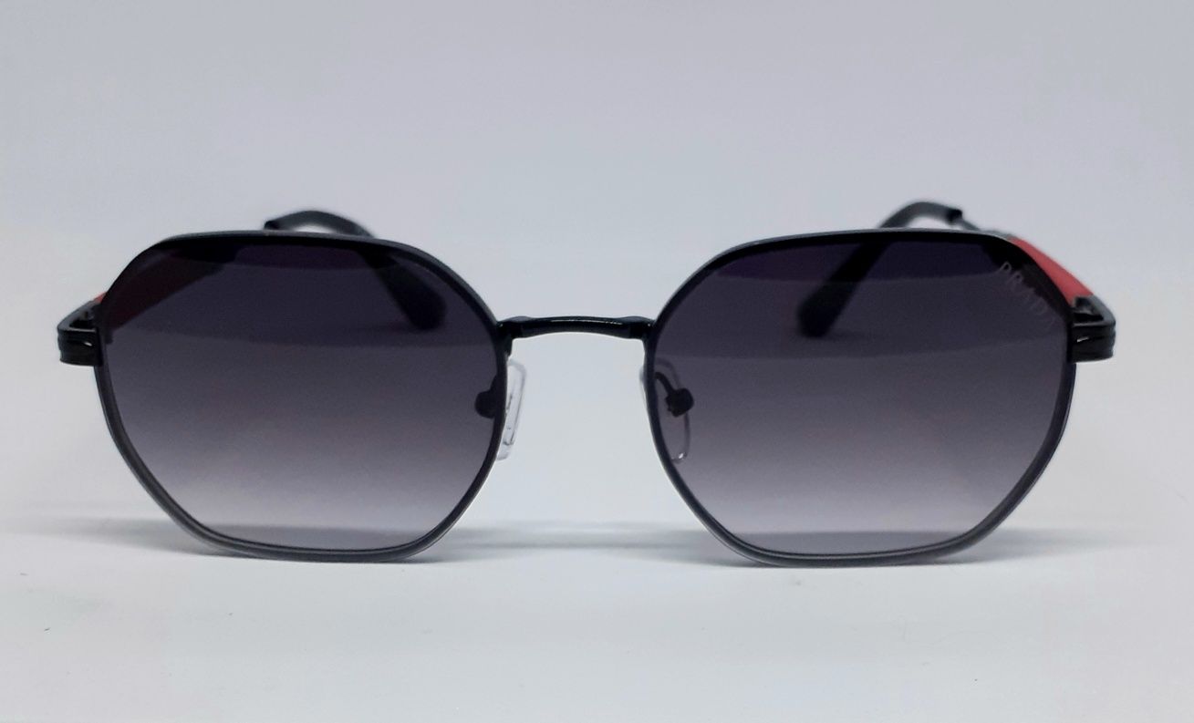 Брендовые модные  очки унисекс черные с градиентом в черн метал оправе