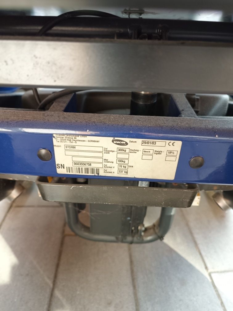 Wózek inwalidzki elektryczny