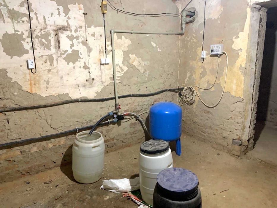 ПРОДАЖ готелю/житлового будинку у с. Стольне (Менський район)