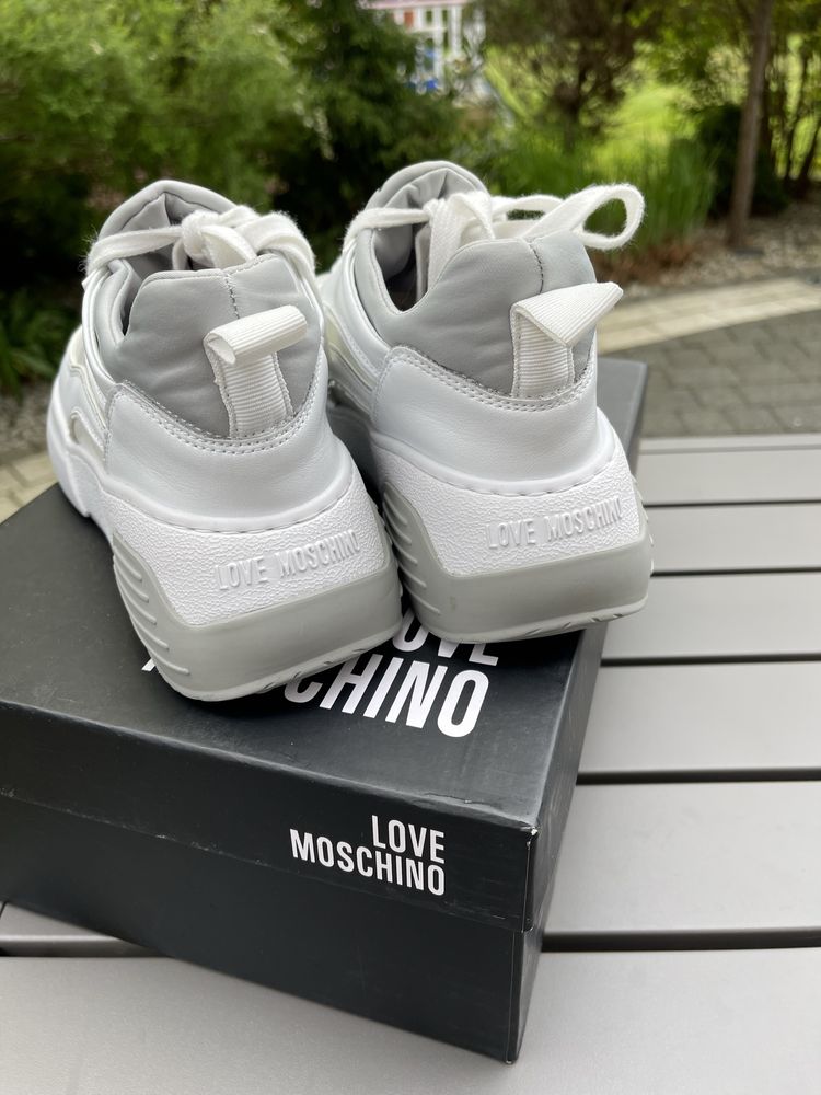 Sneakersy Love Moschino  rozm 37