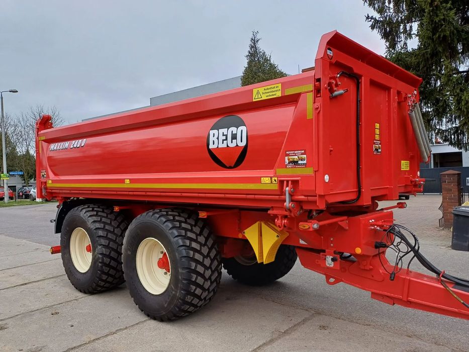 Beco Maxxim 240D  Przyczepa budowlana Beco Maxxim 240D Bordmatik, trójstronny wywrot,