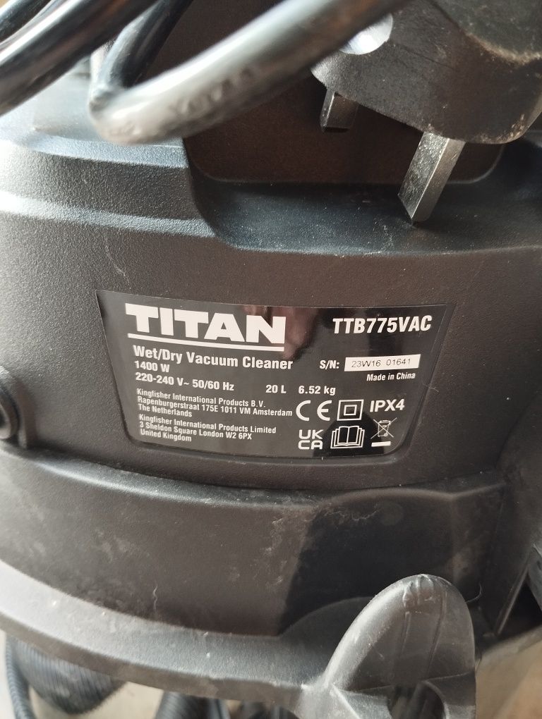 Odkurzacz titan 1400w