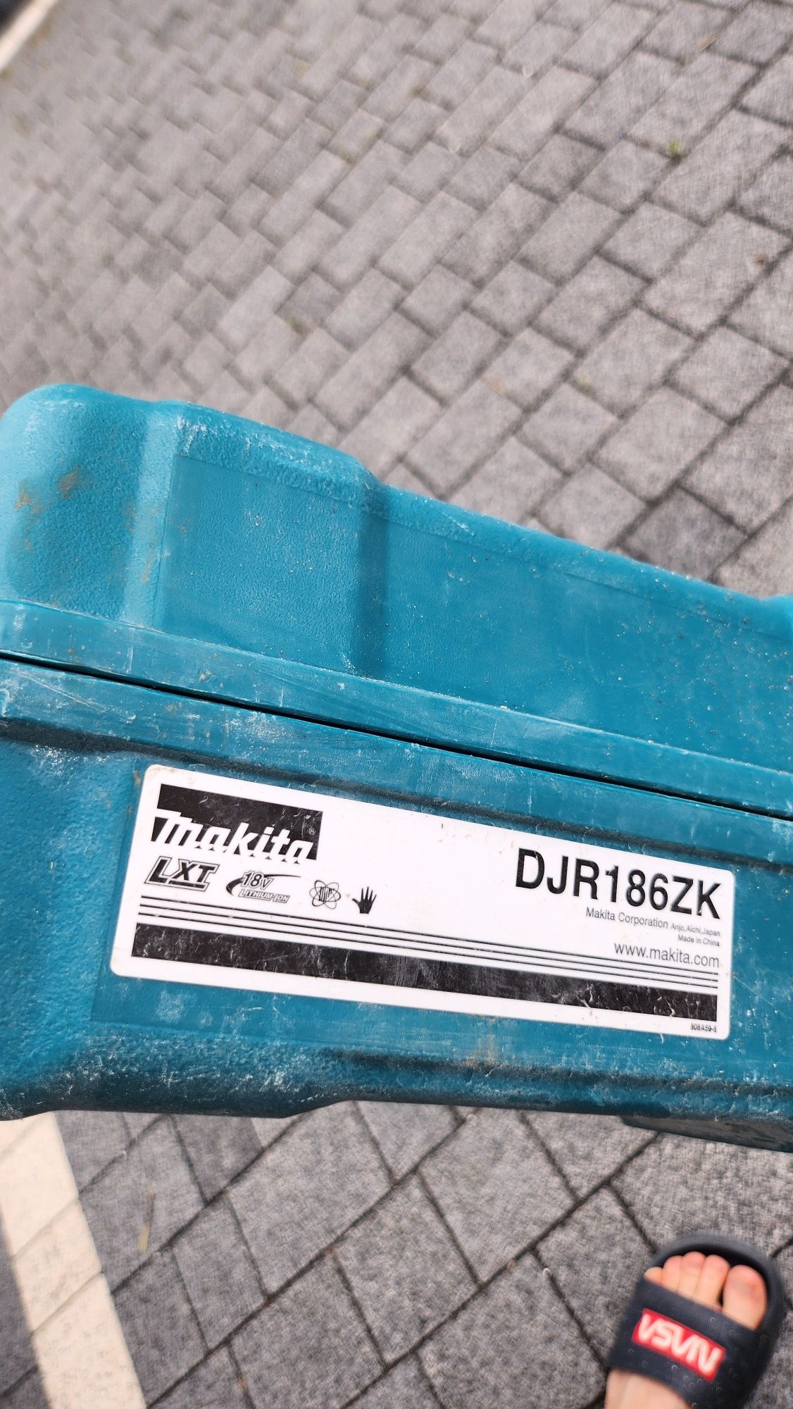 Makita Piła szablasta DJR186ZK lis 18v
