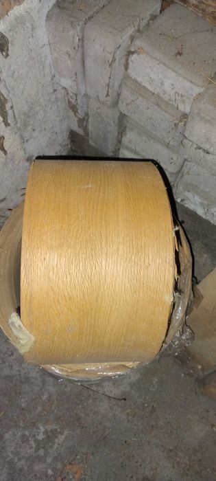 fornir ,okleina , orzech włoski, czereśnia, dąb, mahoń