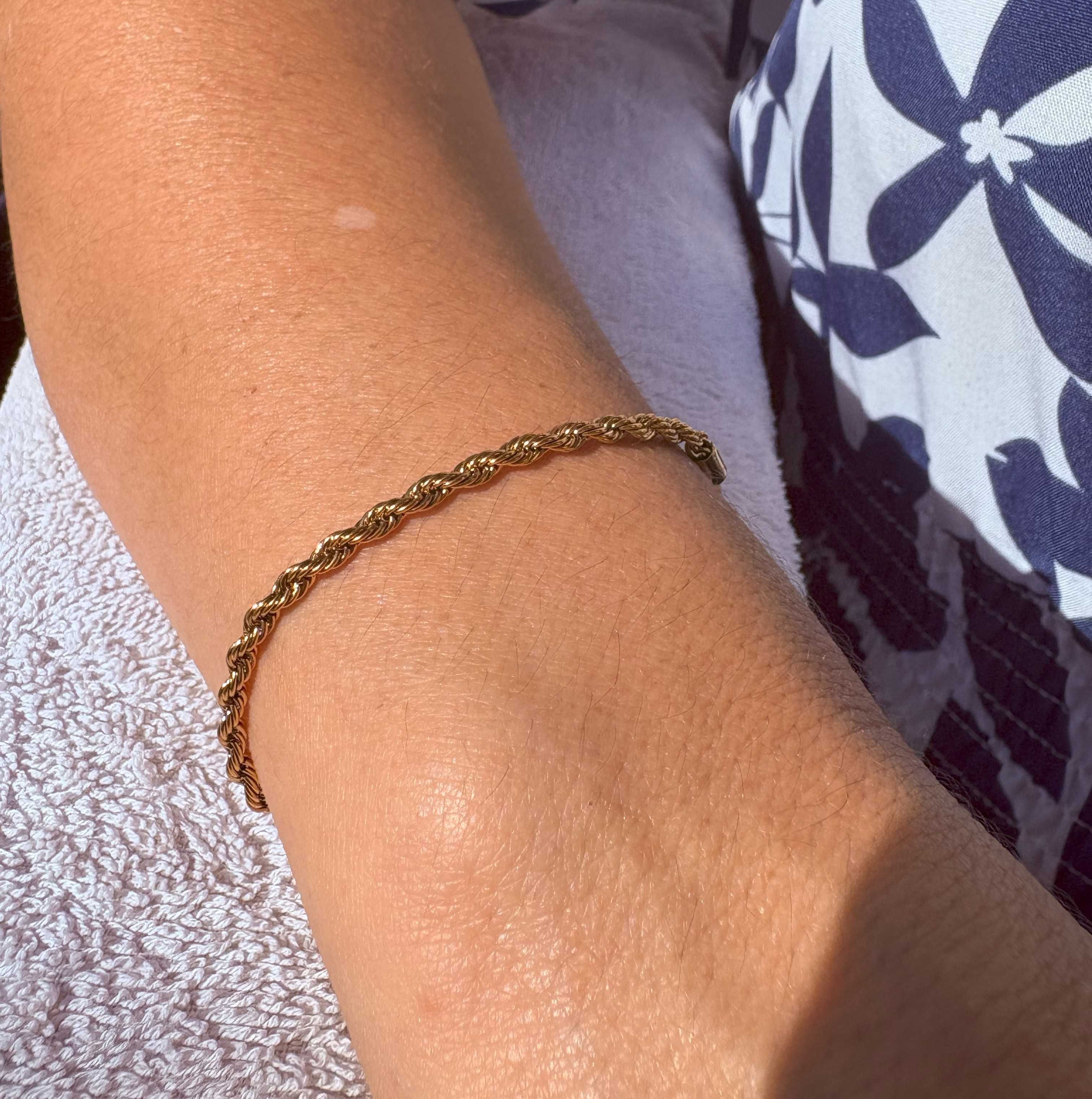 Pulseira Feminina – Estilo Clássico – Nova e Ajustável