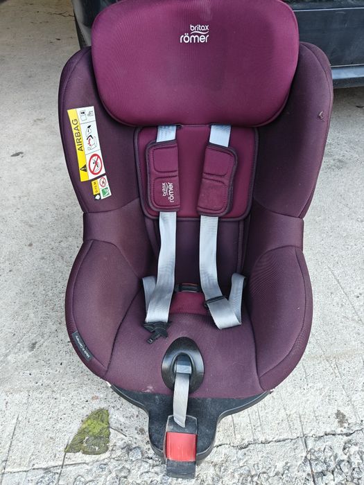 Britax DUALFIX PRO M i-Size od 3m do 4l