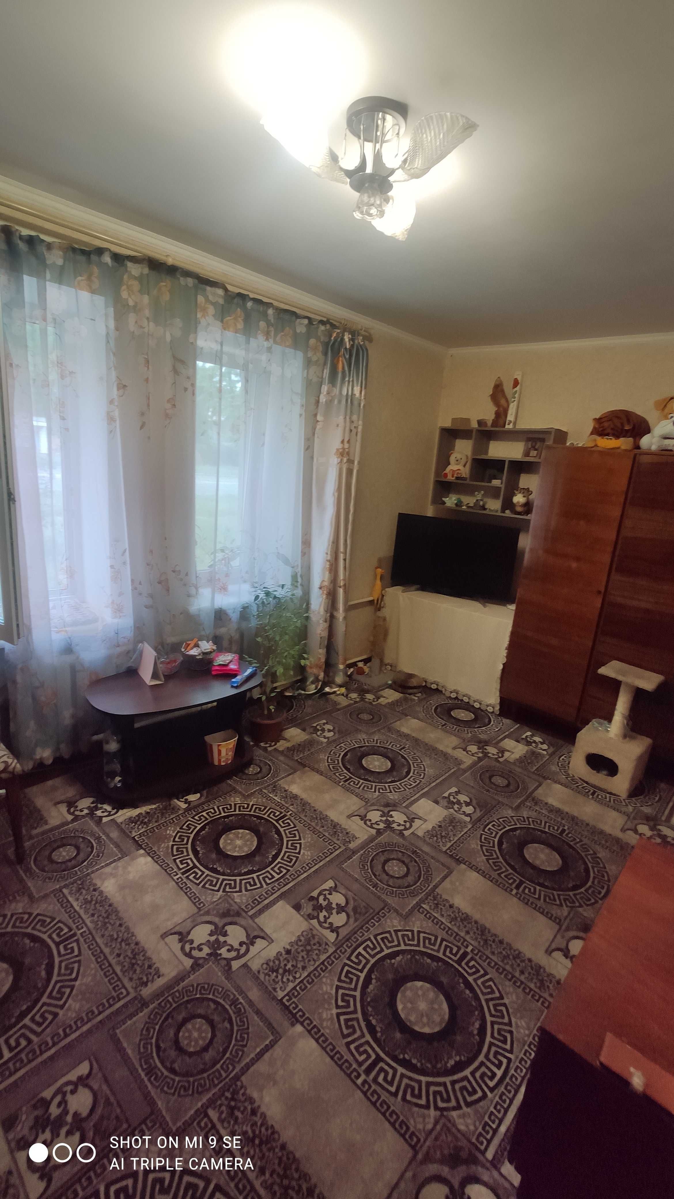 Продам 1к кв Богдана Хмельницкого