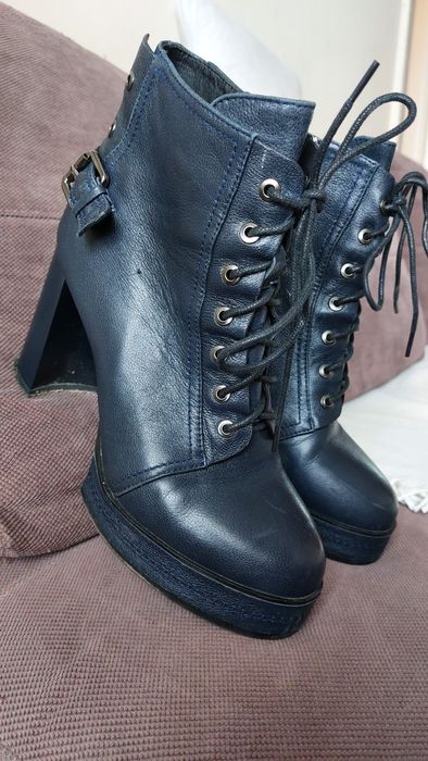 Осінньо-весняні черевички на високому каблуку