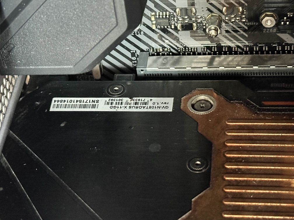 Gigabyte 1080ti auros 11gb