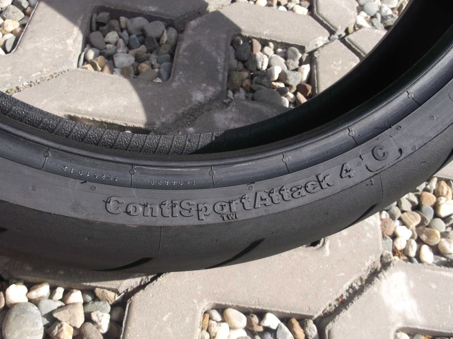 opona 120/70ZR17 Continental Conti Sport Attack 4 dot3920 3,5mm