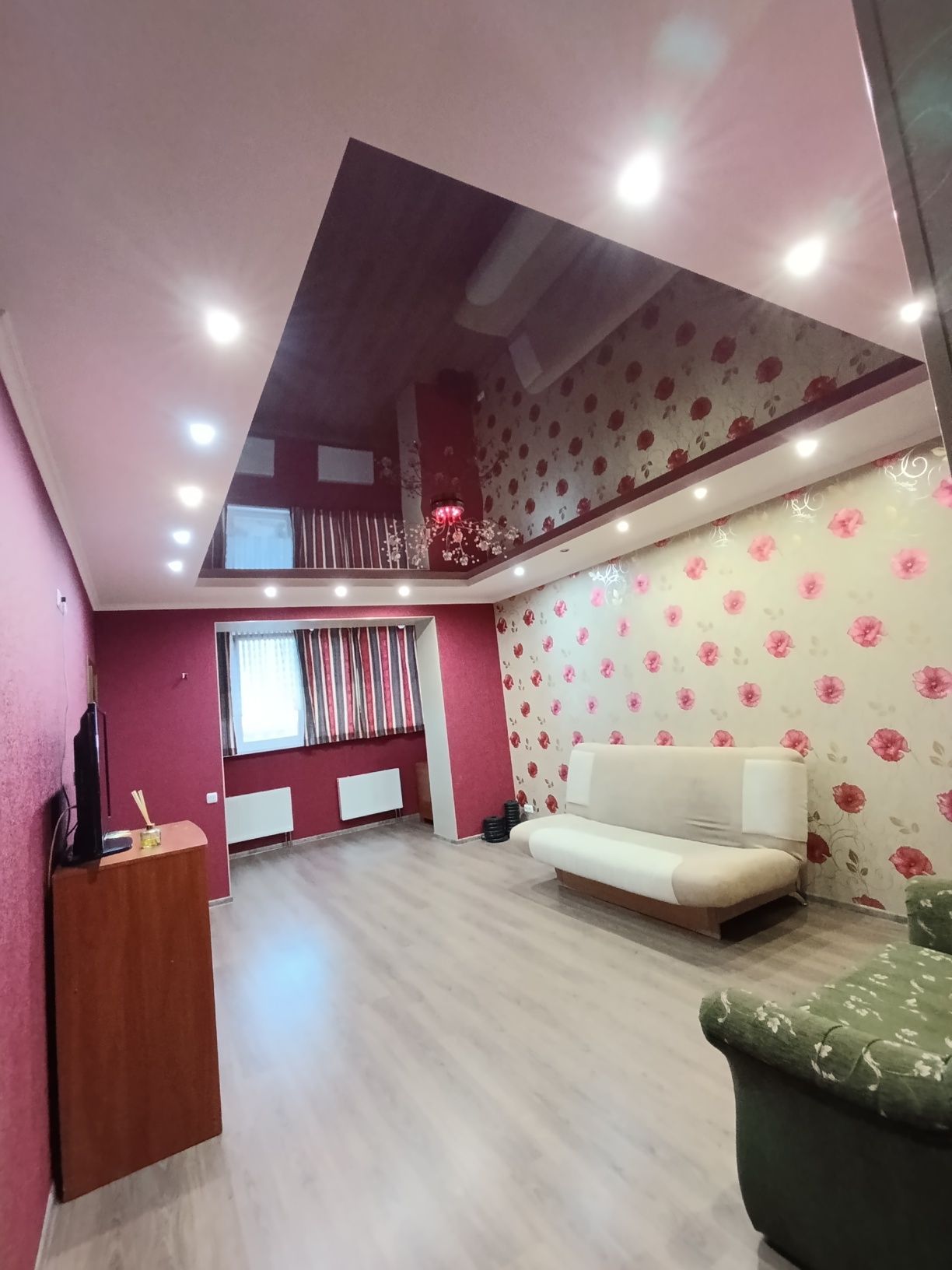 Продам 1 комнатную квартиру 53 м. кв.в новострое с ремонтом,Алексеевка