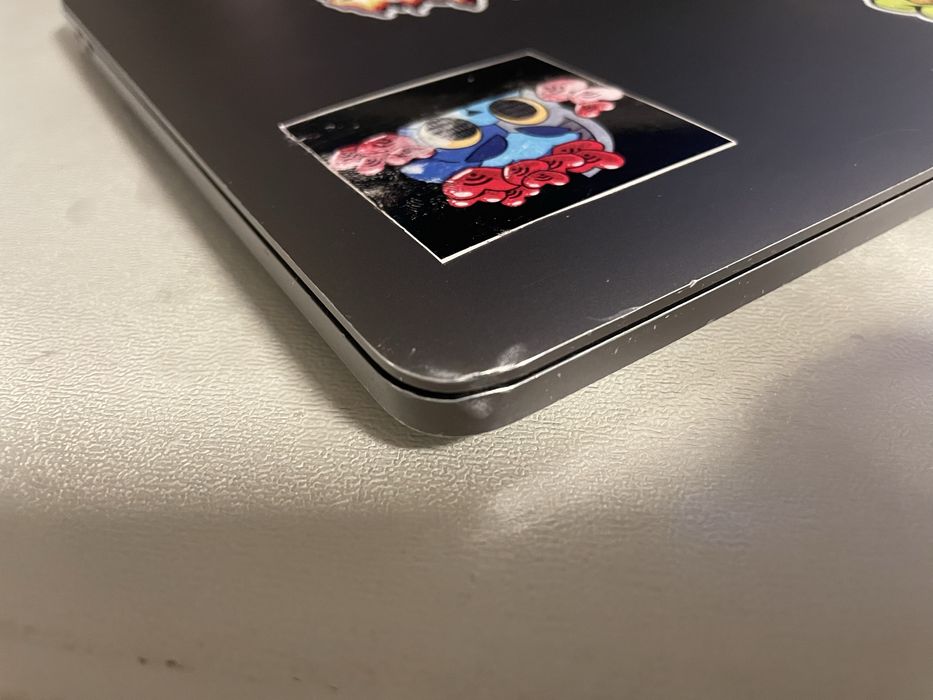 Macbook pro 13 2017 16/256 з коробкою