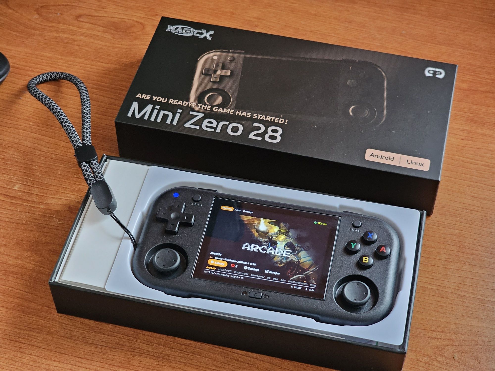 Consola MagicX Mini Zero 28 - Android 10 - 64Gb - 2Gb - Como nova