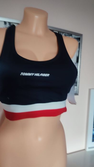 Nowy Stanik sportowy Tommy Hilfiger S